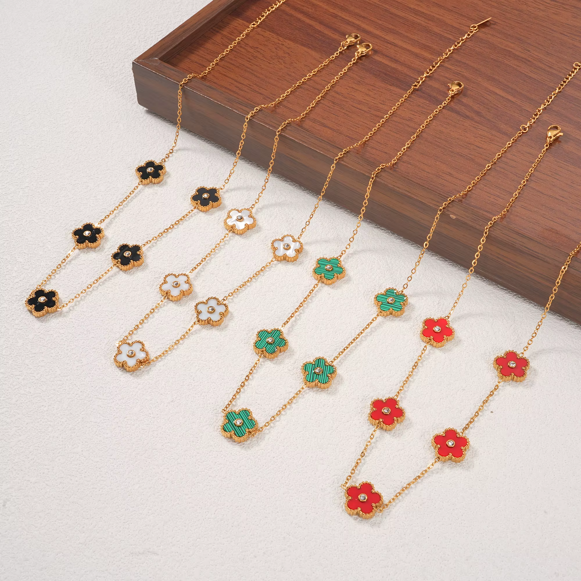 Collier Y vintage en or avec pendentif fleur pour femme