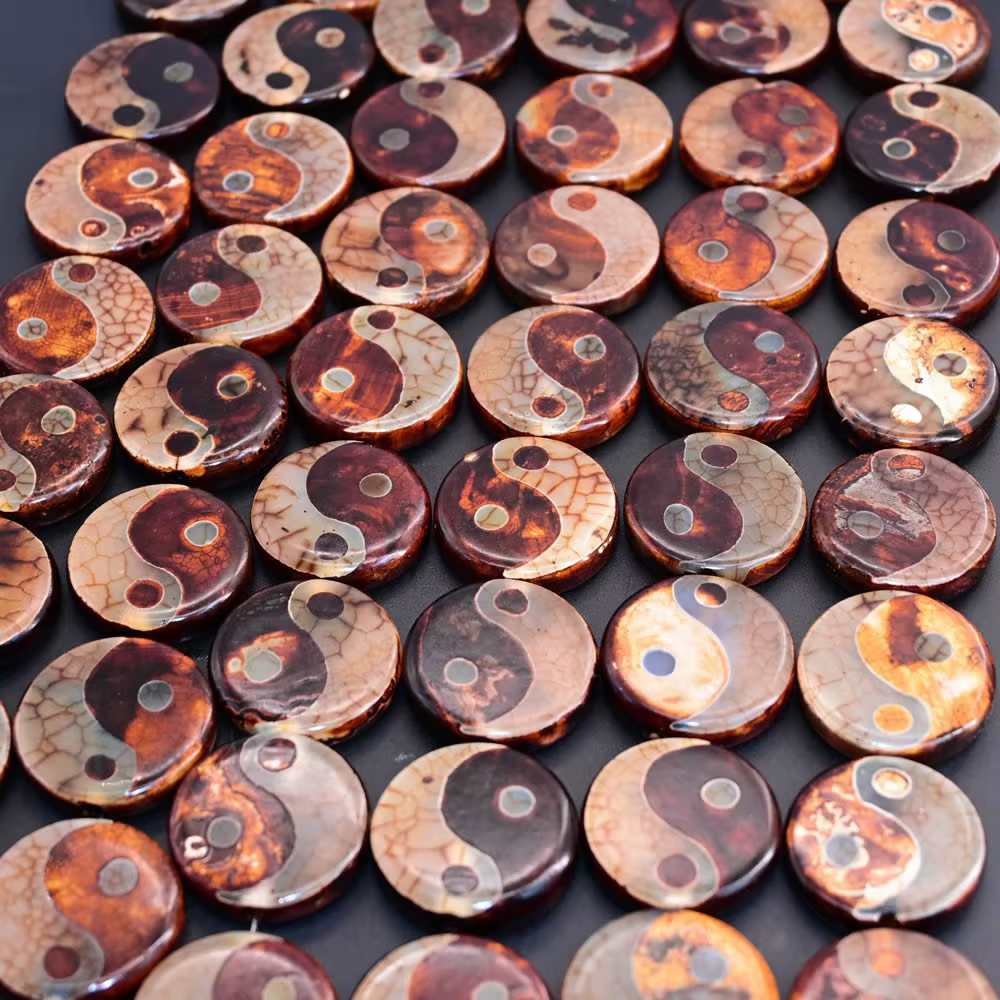 Perles Dzi tibétaines, Agates anciennes rouges et brunes