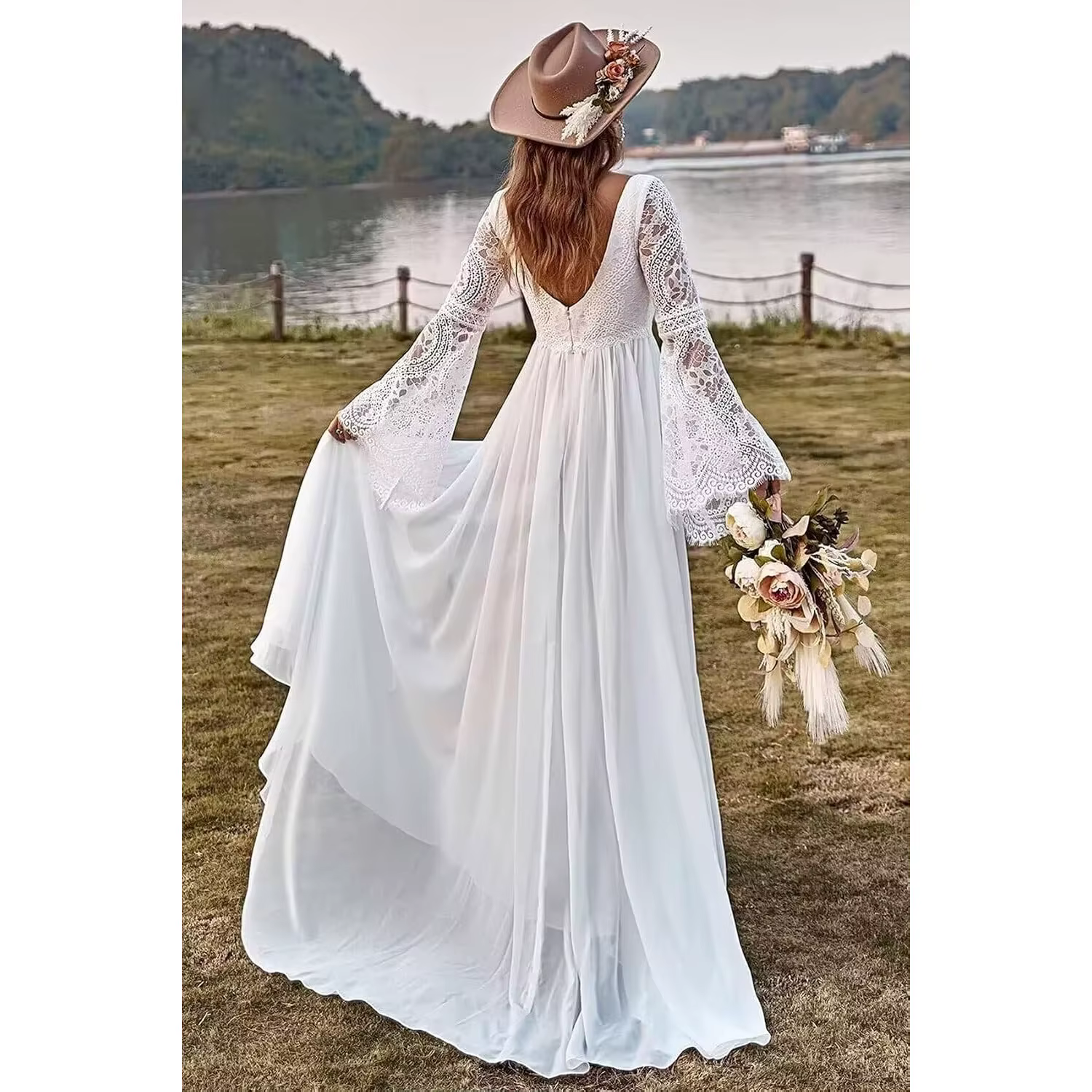 Robes de mariée personnalisées pour femme, coupe trapèze, avec manches évasées, appliques en dentelle, dos nu en mousseline, pour mariée de plage