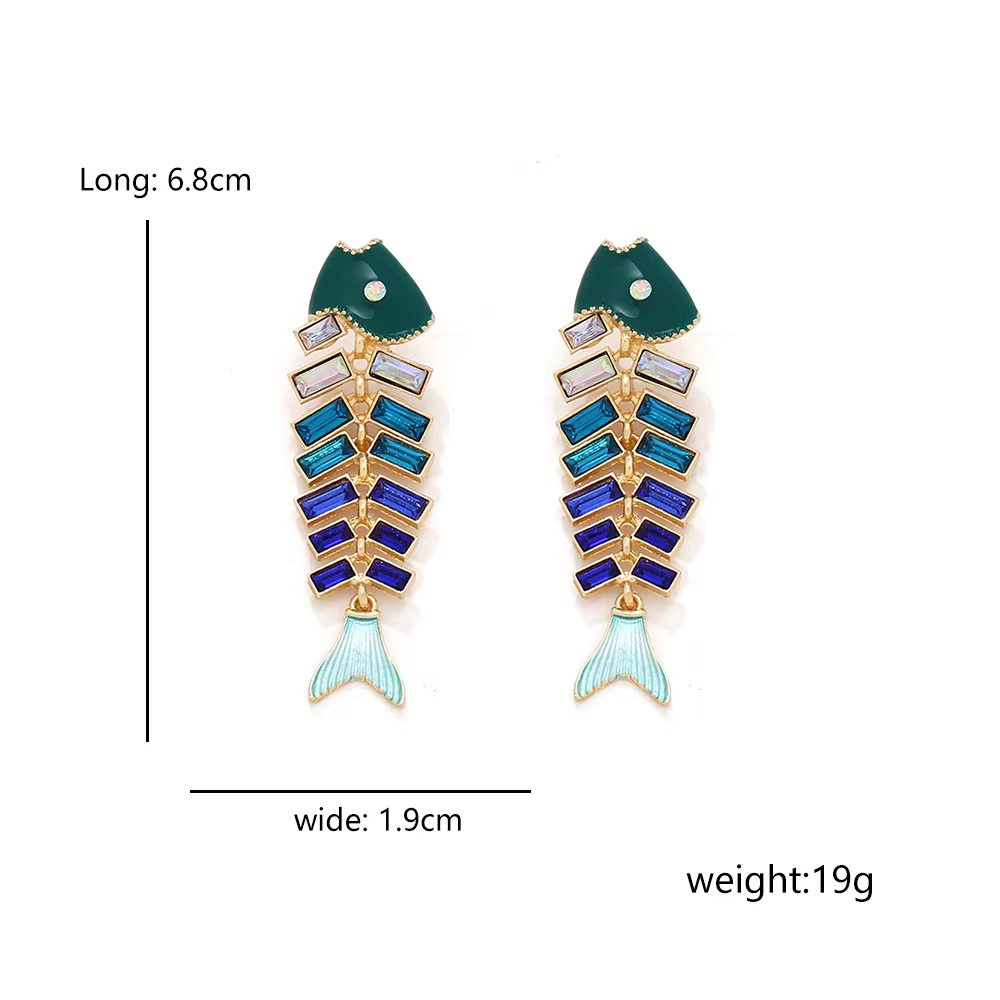 Bijoux de déclaration, accessoires d'été