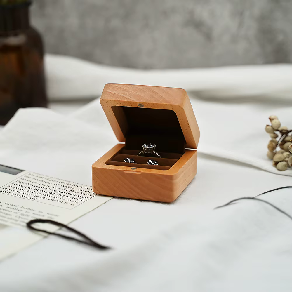 Boîte à matiques en bois portable