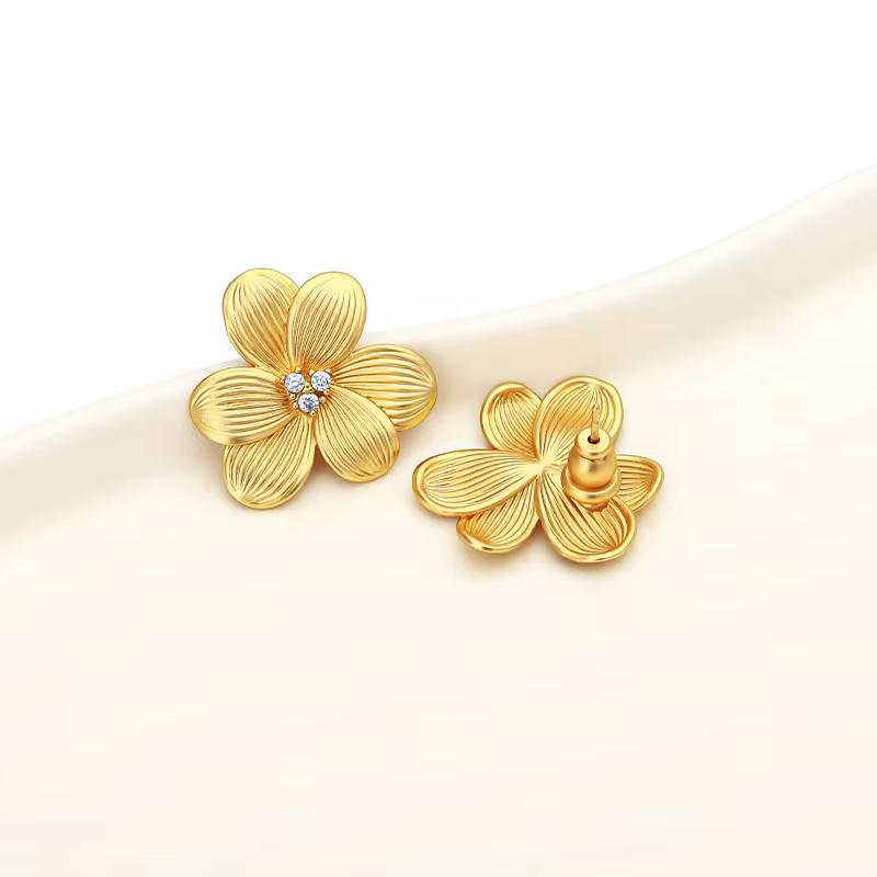 VAROLE luxe boucles d'oreilles florales pour femmes délicat brillant pétale Design avec zircon cubique couleur or bijoux