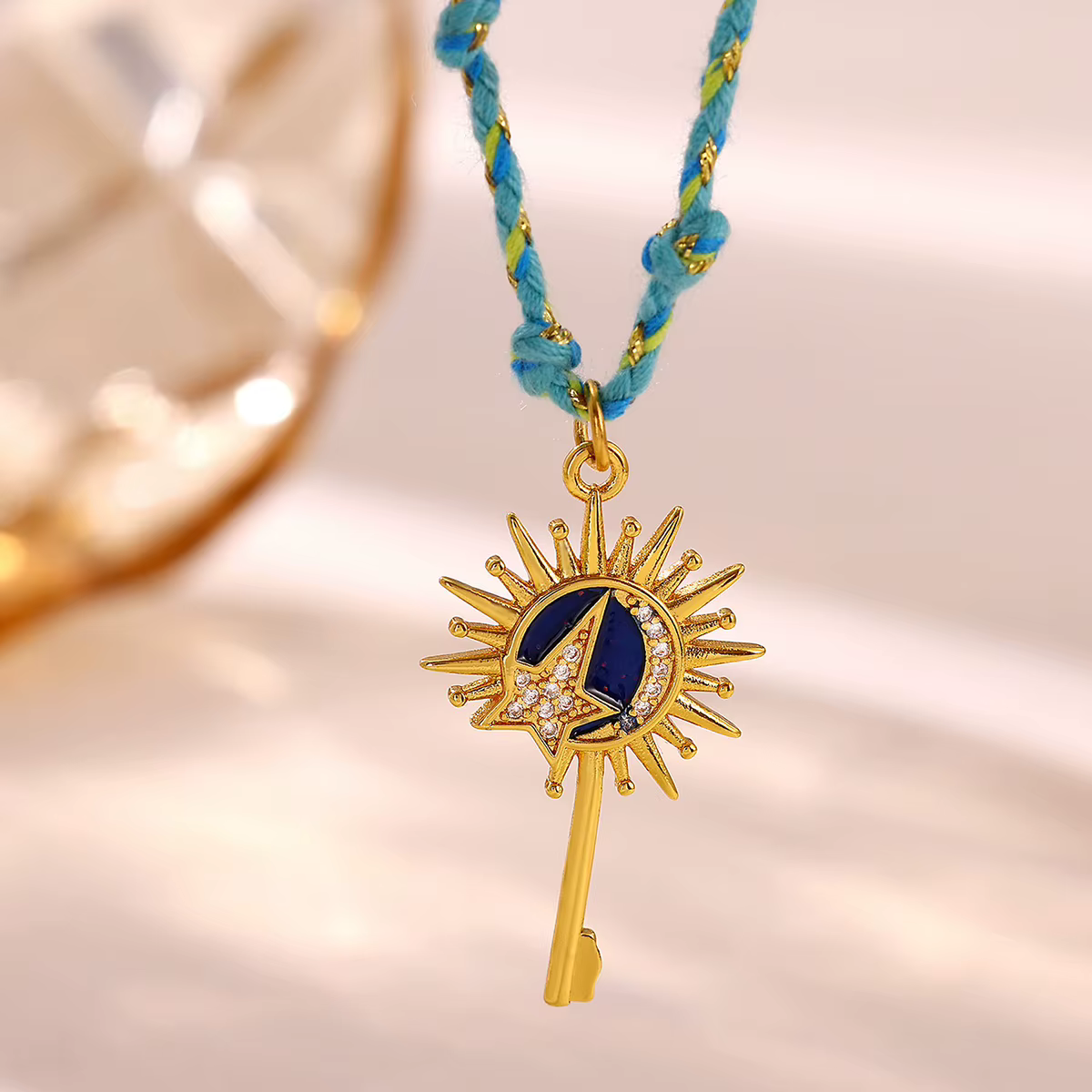 Collier tressé bohème œil porte-bonheur main de Hamsa pour femme
