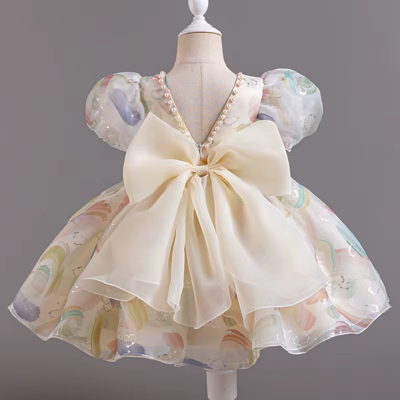 Robes de demoiselle d'honneur à la mode pour mariages