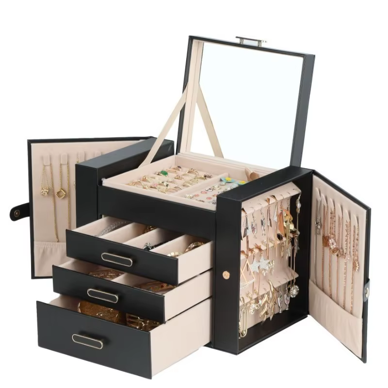 Boîte à bijoux en cuir