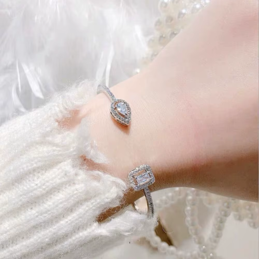 Bracelet manchette en zircon cubique