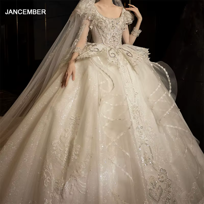 Robe de mariée en dentelle personnalisée pour femme