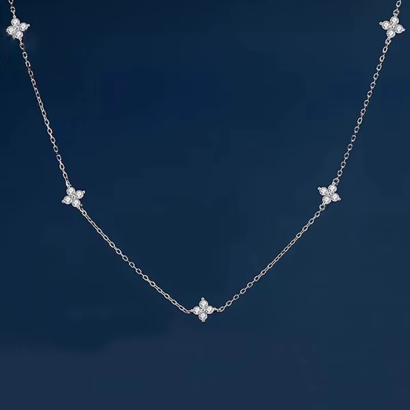 Collier délicat Feuille Porte-Bonheur pour Femme en Argent Sterling 925 Plaqué Or 14K avec Pendentif Fleur CZ Mignon