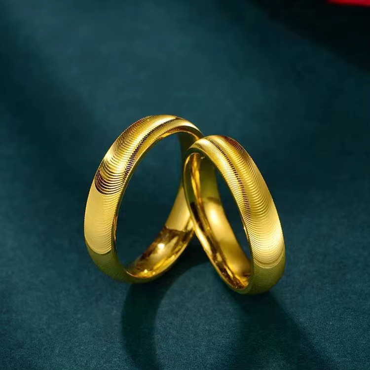 Bagues en or 24 carats brillantes simples et élégantes pour hommes et femmes