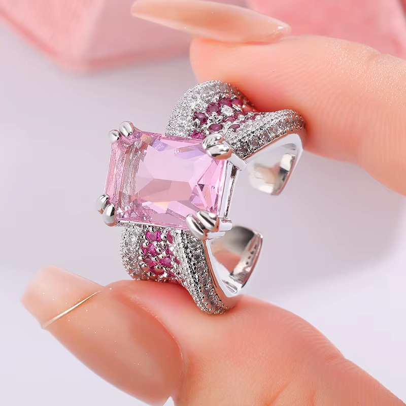Bague en zircone cubique rose doux pour femmes