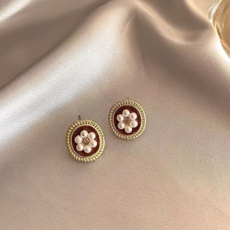 Boucles d'oreilles clous carrées émaillées bordeaux vintage pour femme