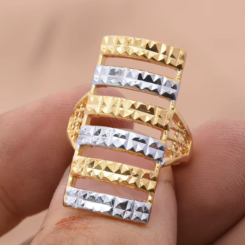Bagues de dubaï pour femmes