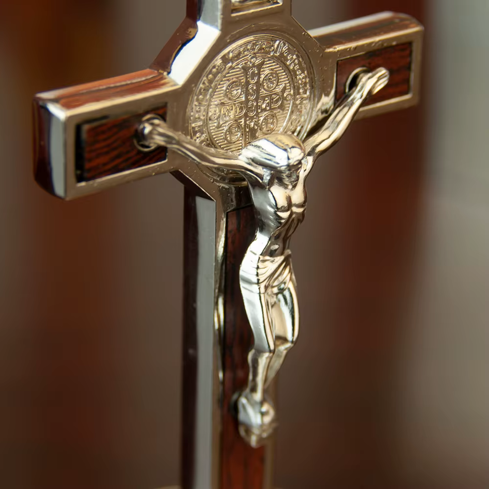Croix catholique Saint benoît