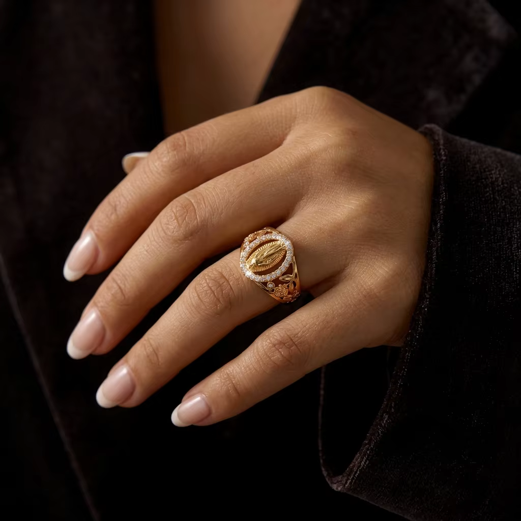 Bague Camée Vintage pour Femme en Laiton et Zircon
