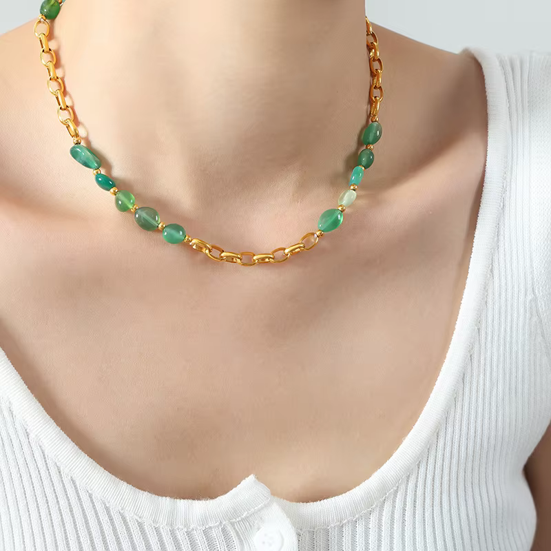 Magnifique collier de perles d'agate verte pour femmes