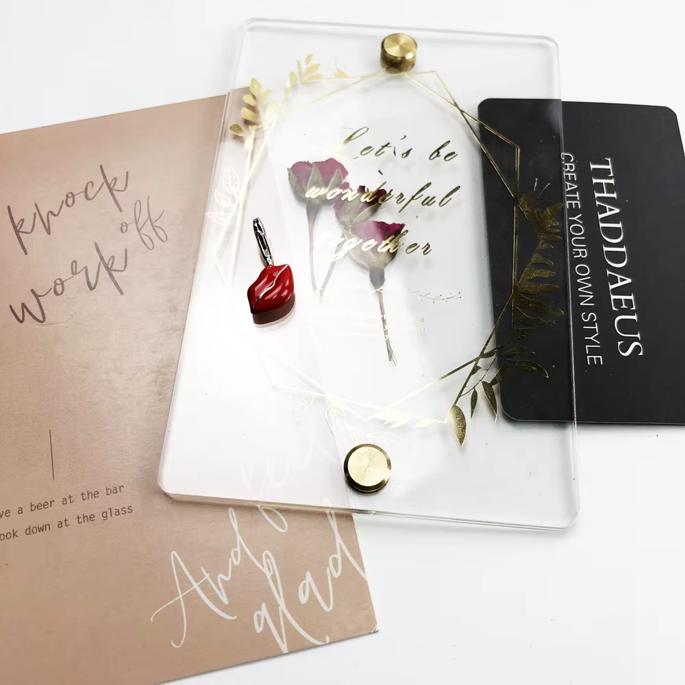 Pendentif à breloque lèvres baiser rouges pour femmes