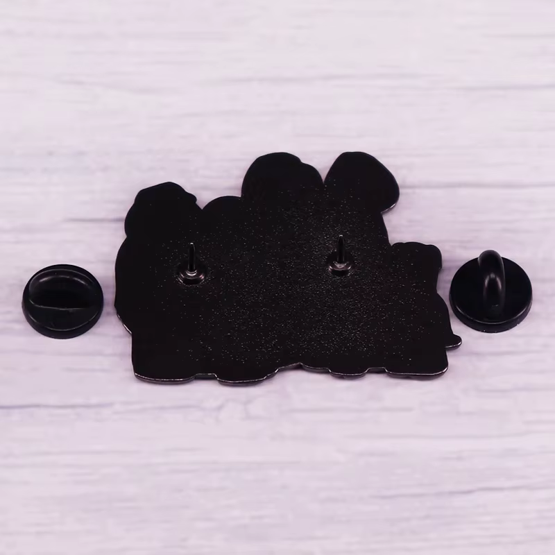 Broche en émail de dessin animé drôle de famille X Guy