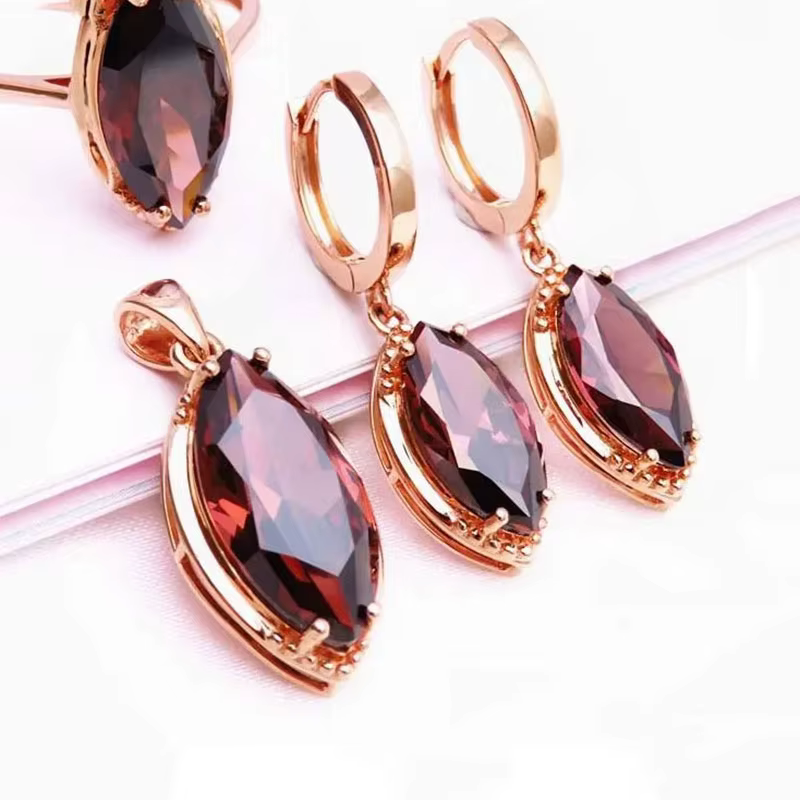 585 violet plaqué or 14K or rose nouvelle forme de Marquise boucles d'oreilles en pierres précieuses roses pour les femmes exquis doux simple bijoux de mode