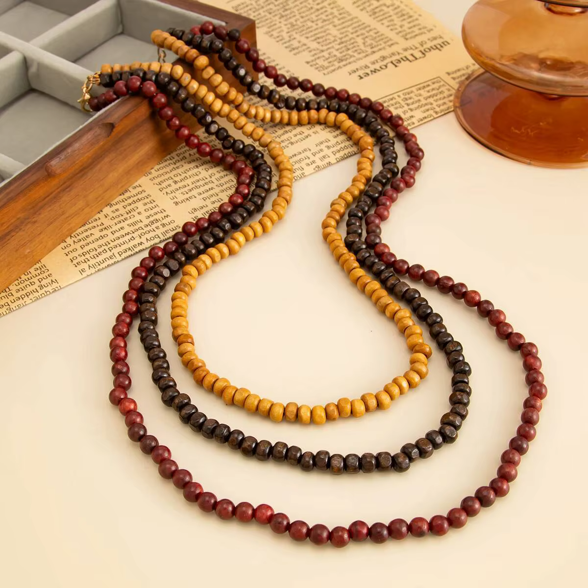 Salircon Collier ras du cou bohémien multicouche en perles de bois pour femmes
