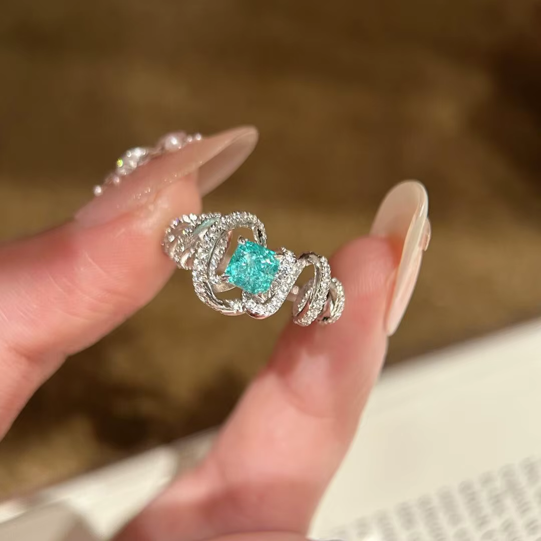 Bagues Paraiba en spirale serties de diamants frais et de haute qualité pour femmes