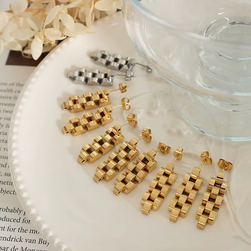 D'oreilles en acier inoxydable pour dames