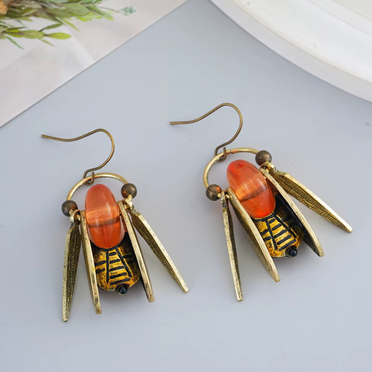 Boucles d'oreilles de couple d'été en forme d'insecte d'abeille