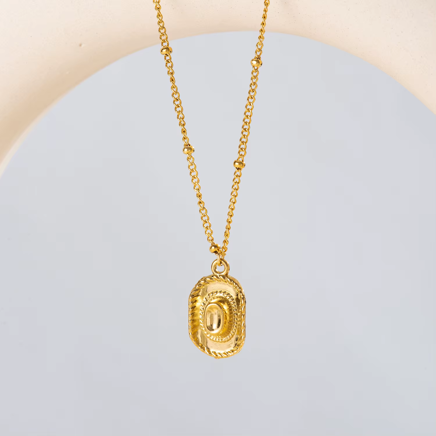 Collier pendentif chapeau de cowboy pour femmes