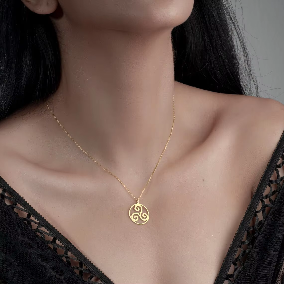 Collier Triskelion en acier inoxydable