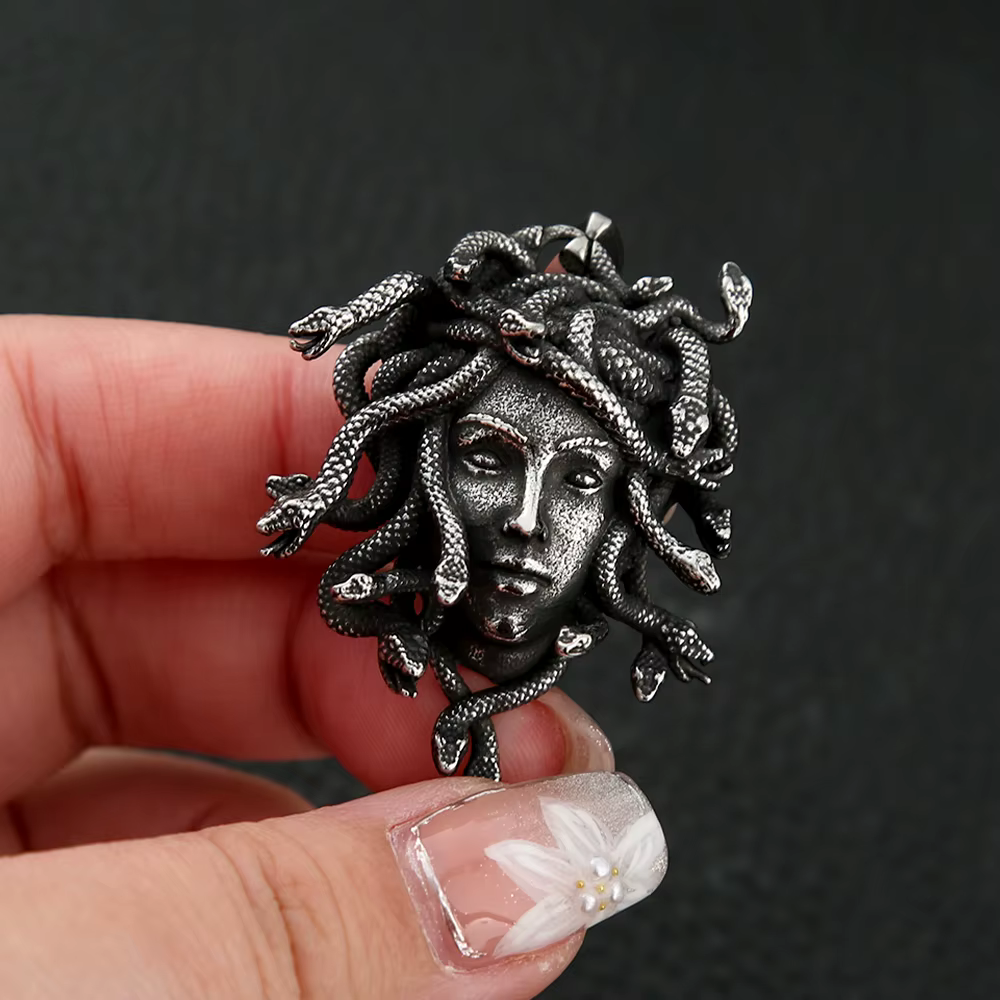 Pendentif gothique vintage Medusa SION L en acier inoxydable