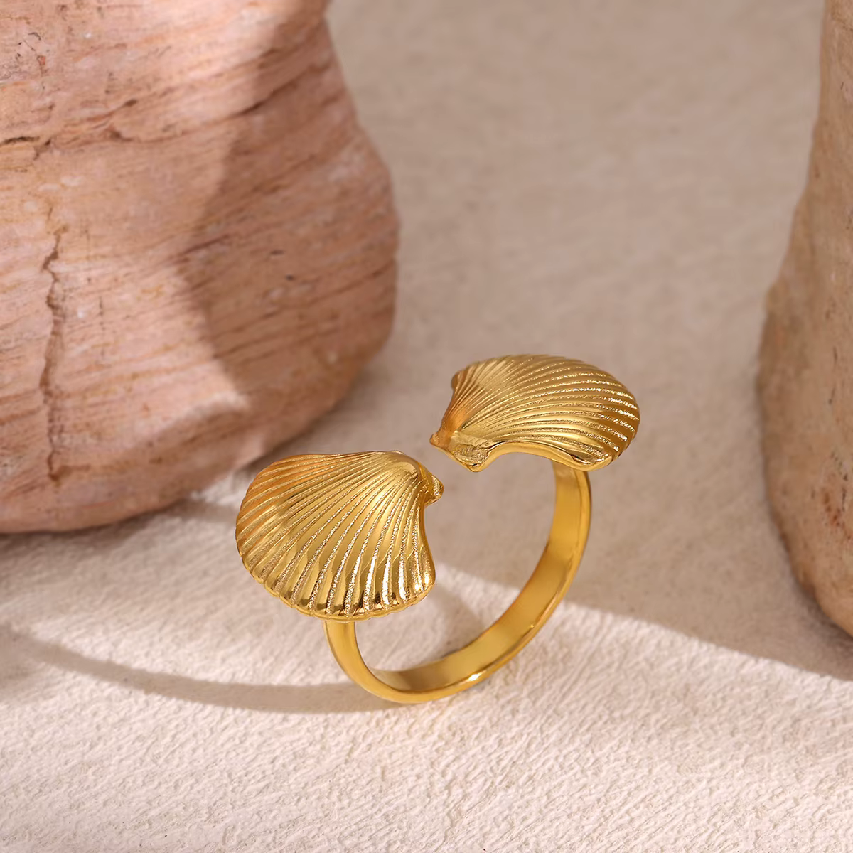Anillos à fleurs couleur or pour femmes