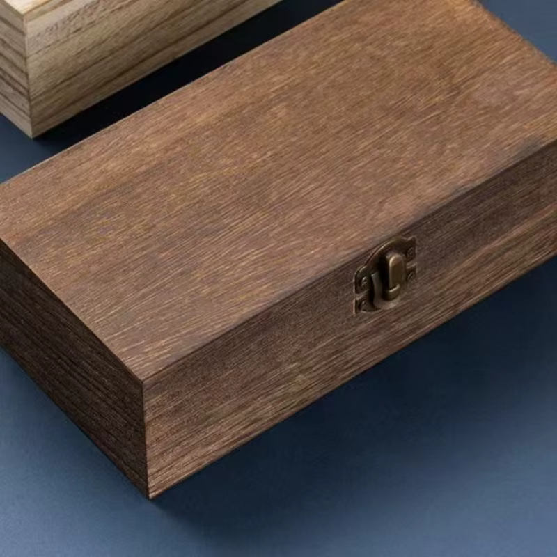 Boîte à bijoux créative en bois massif