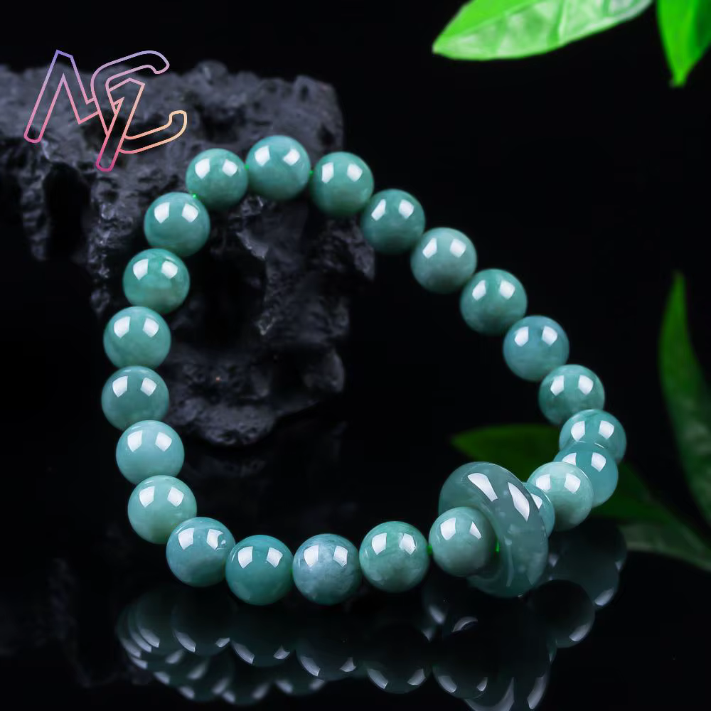 Bracelet en perles de jadéite birmane naturelle
