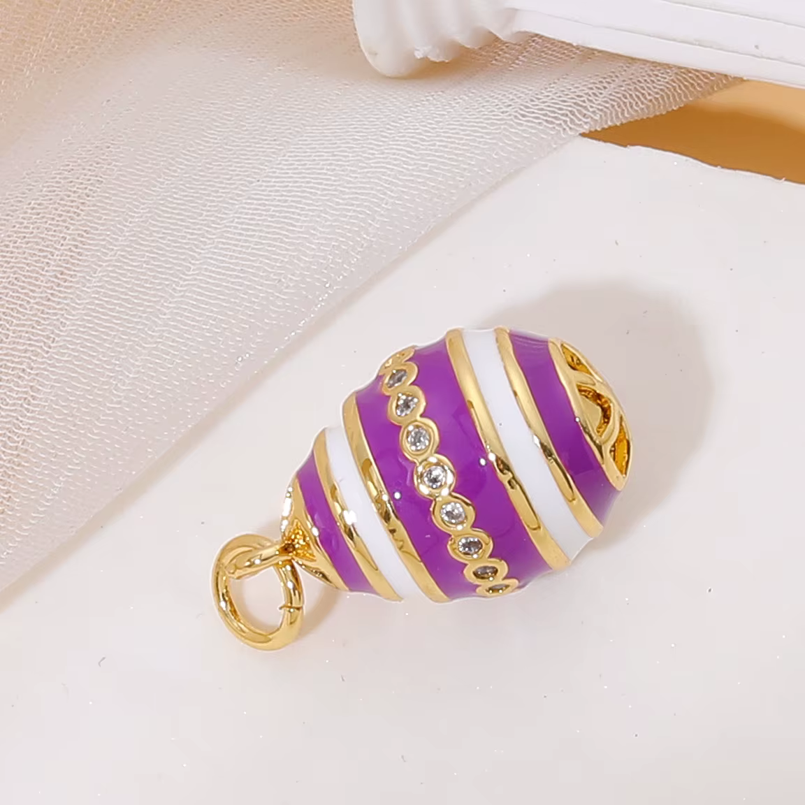 Breloques ovales plaquées or 18 carats pour bijoux faits à la main