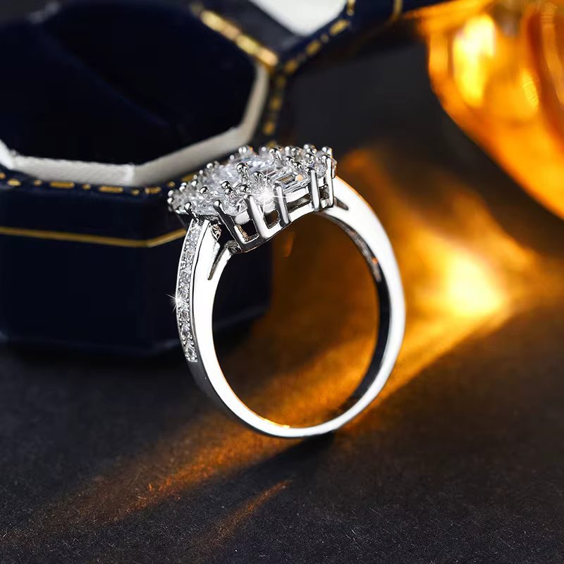 Bague de fiançailles Simple en zircone pour femmes