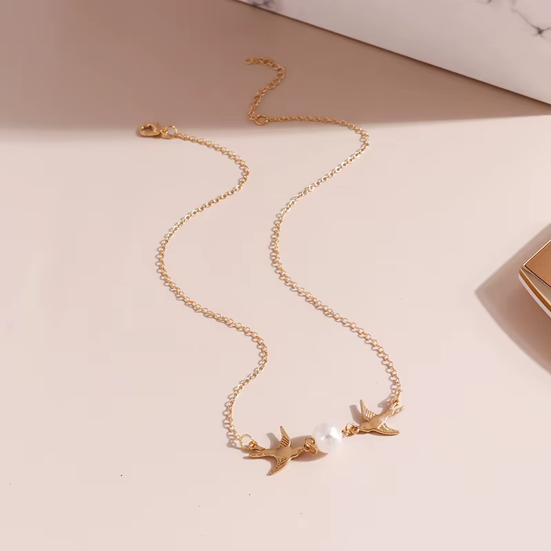 Aihua – collier avec pendentif en forme de colombe et perle d'imitation