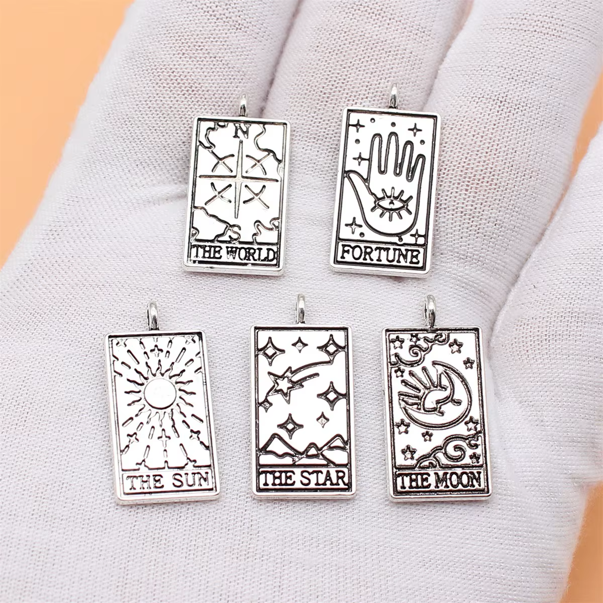 Collection de breloques de Tarot couleur argent Antique