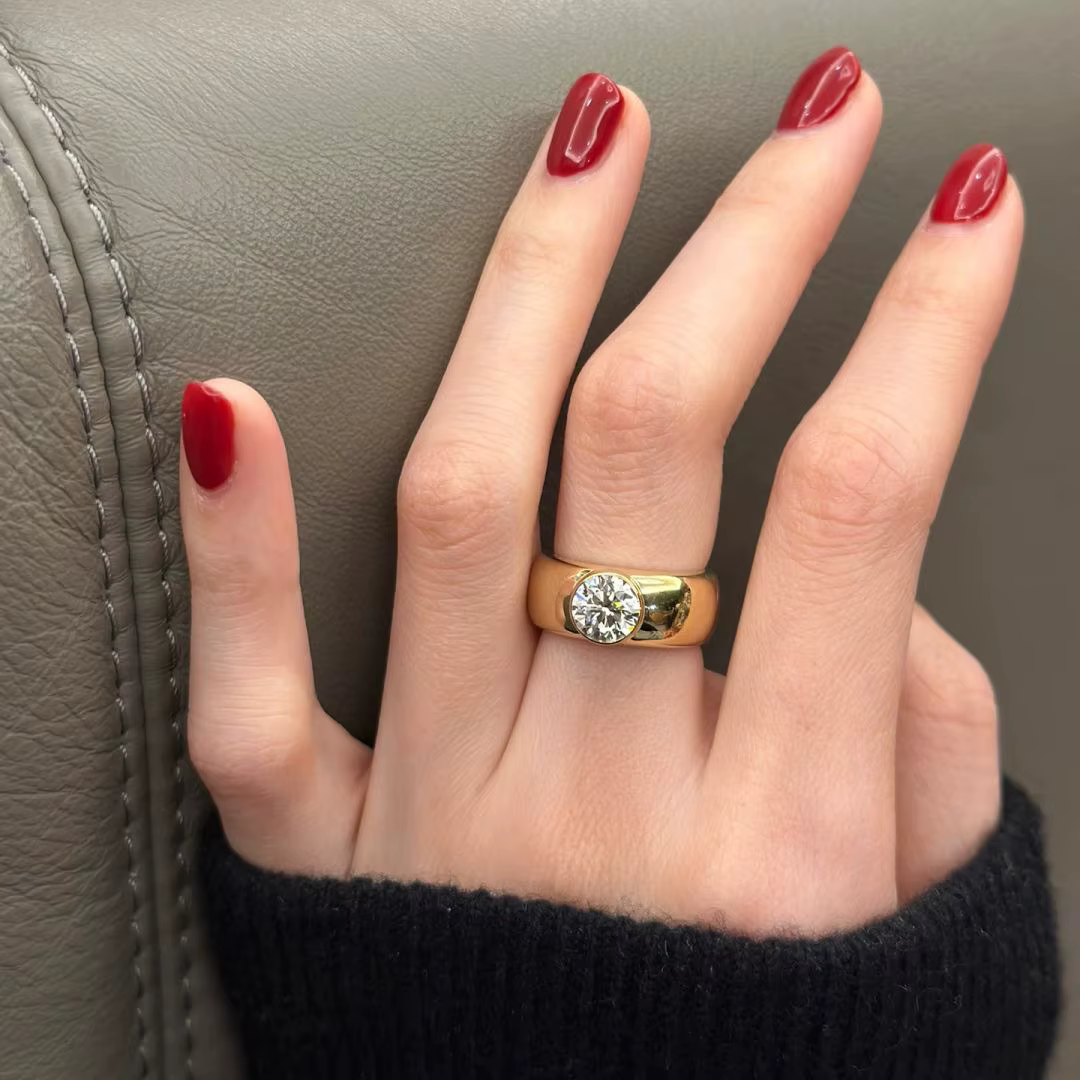 Bagues rétro brillantes en diamant rond pour femmes