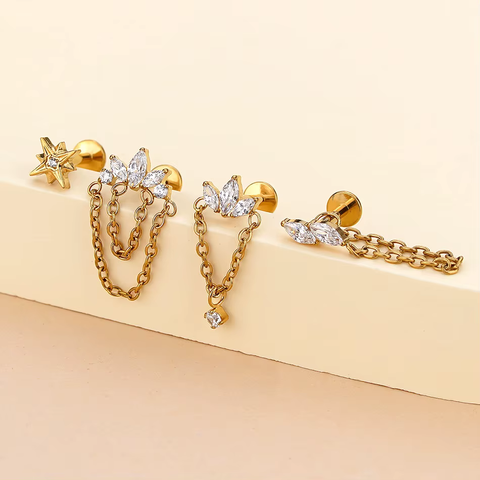 1 pièce Piercing Hélix Plat en Titane avec Zircon en Forme de Cœur pour Femme