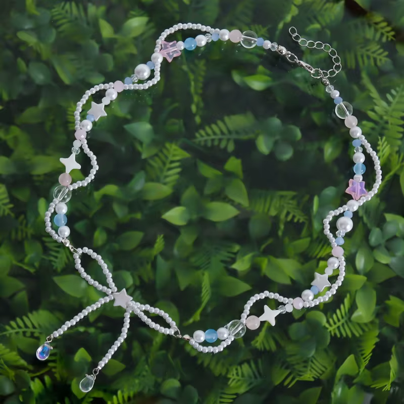 Chaîne clavicule en perles délicates