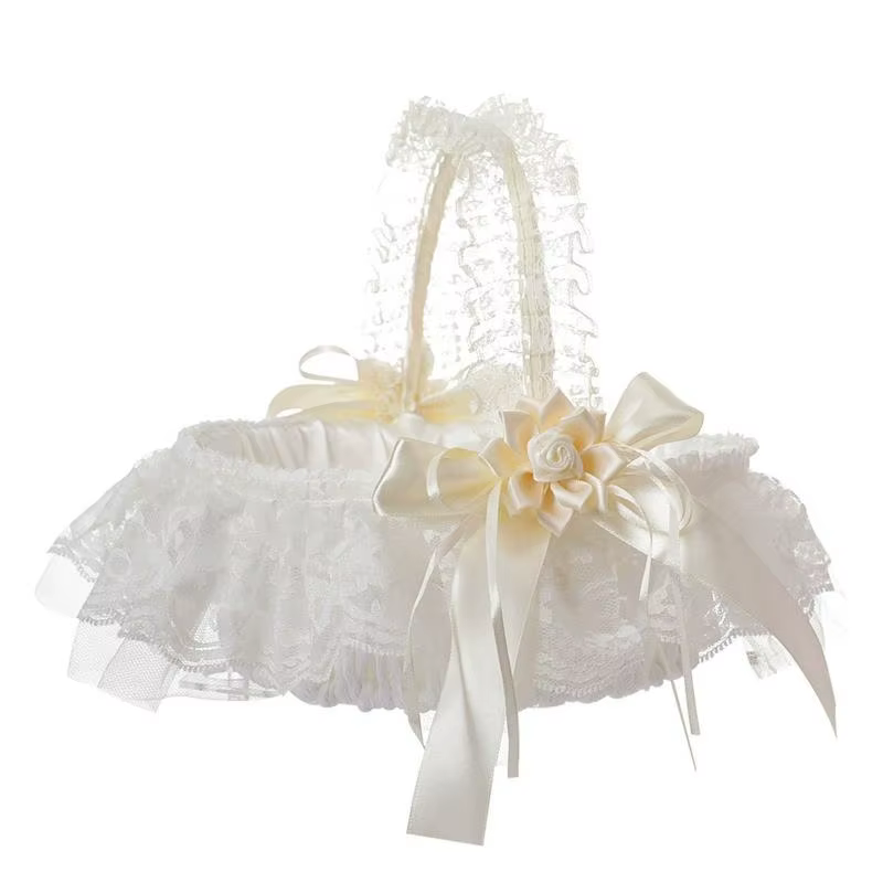 31BB Panier fleurs blanches pour réception mariage
