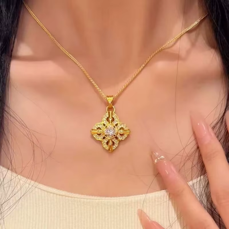 Ensemble de bijoux tendance 2026 - Design minimaliste de Clover