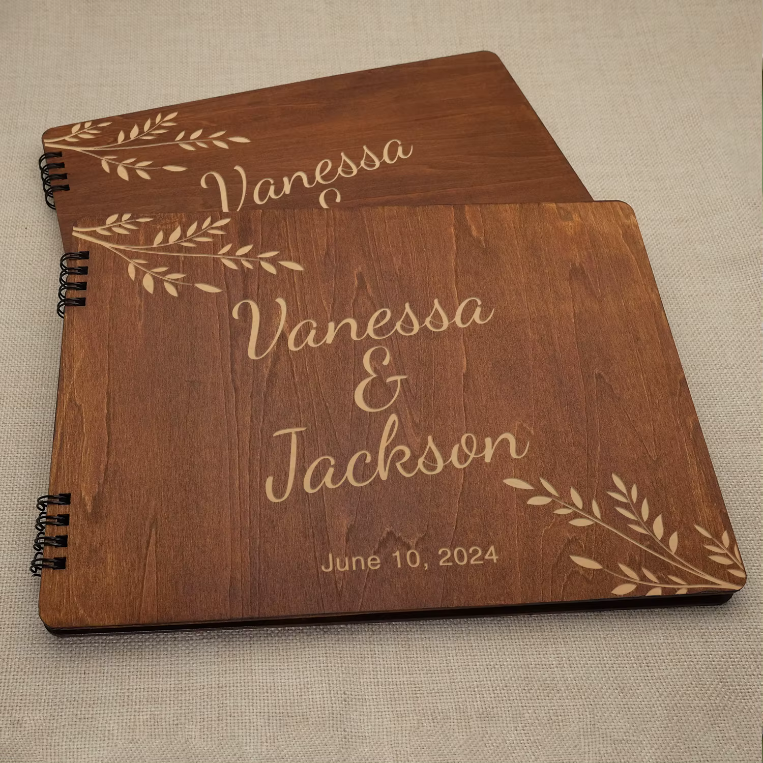 Livre d'or de mariage en bois – Personnalisé gravé au laser