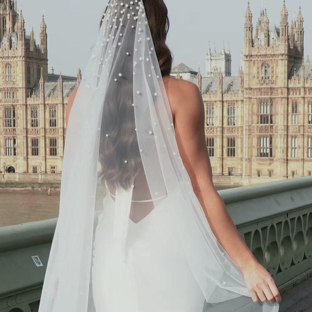 Voile de mariée orné de perles
