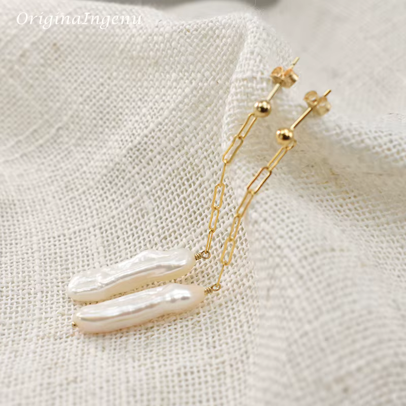 Boucles d'oreilles en perles baroques faites à la main pour femmes