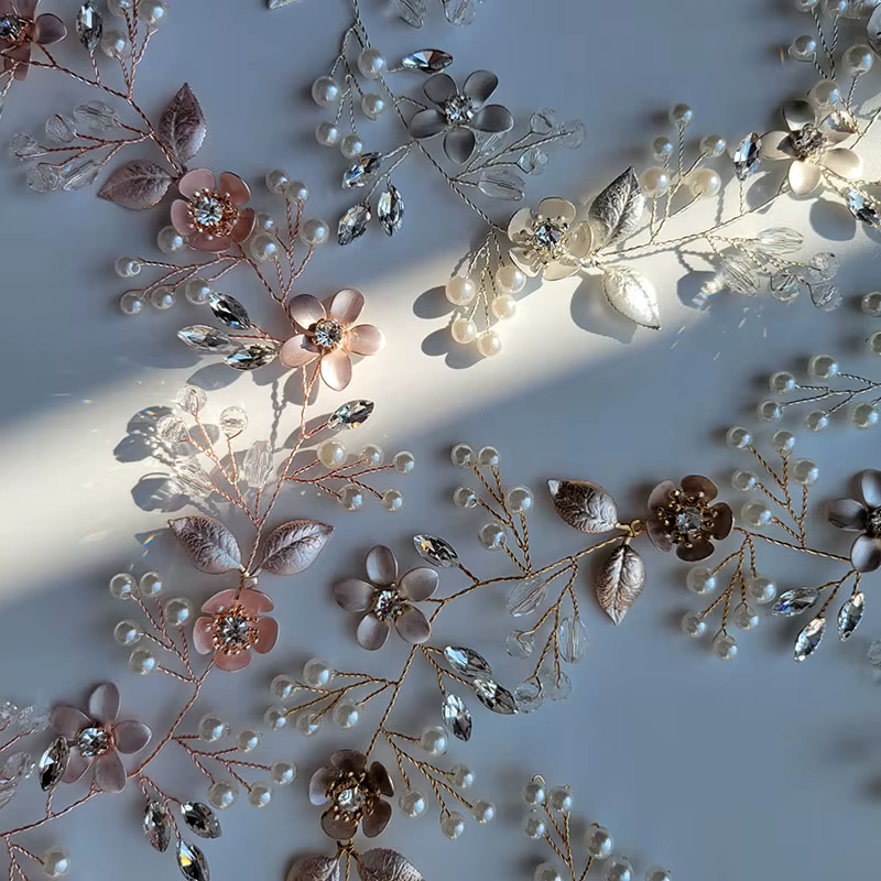 Bijoux de cheveux en alliage fait à la main pour femmes