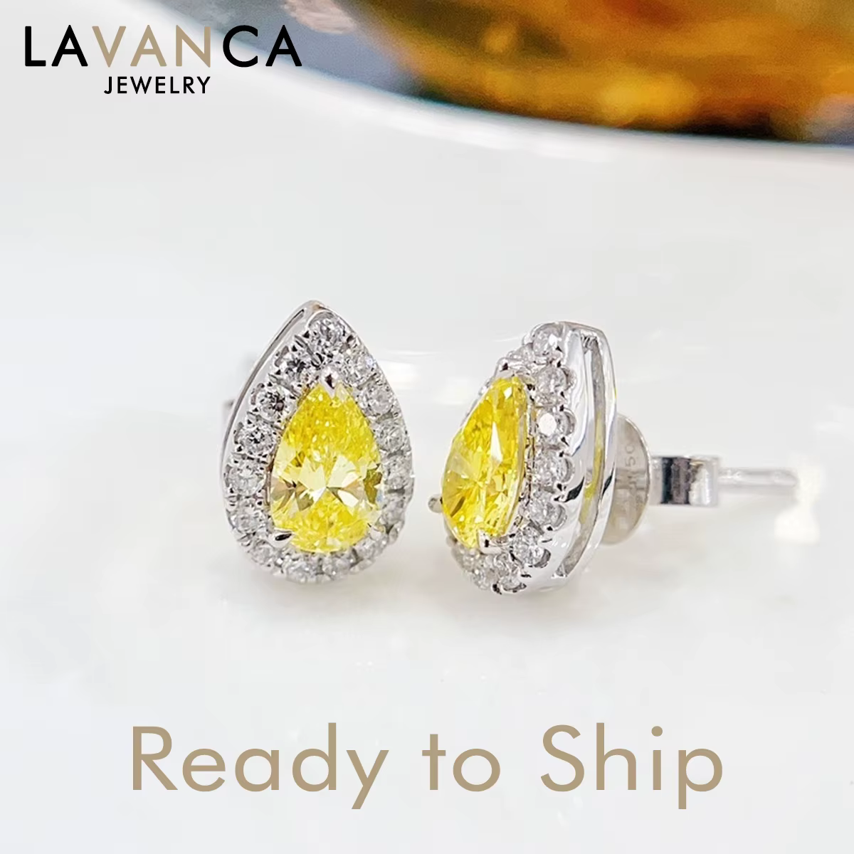 Boucles d'oreilles clous en diamant de laboratoire jaune poire