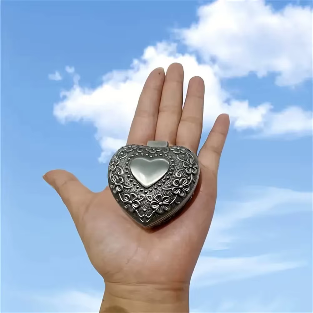 Boîte à bijoux en forme de cœur