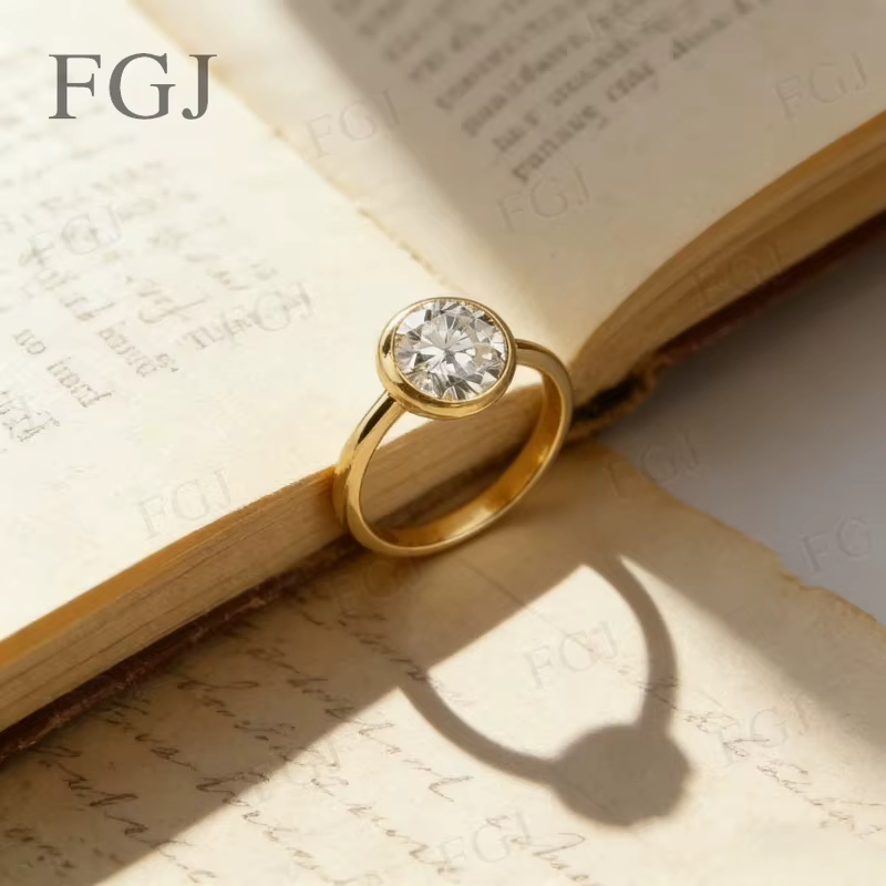 Bague en moissanite certifiée GRA