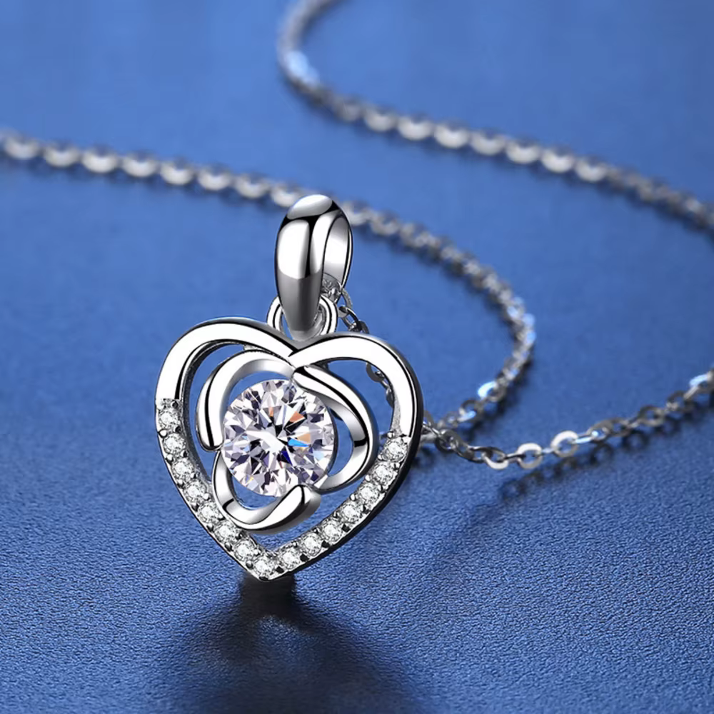 1.0ct coeur Moissanite pendentif pour les femmes brillant Imitation diamant bijoux 925 en argent Sterling