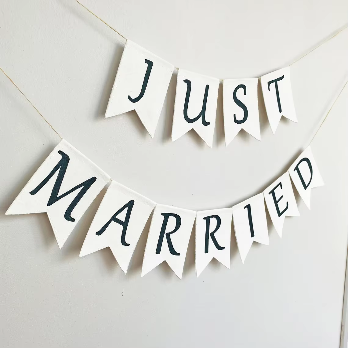 Bannière en papier « Just Married » pour décoration de table de mariage rustique